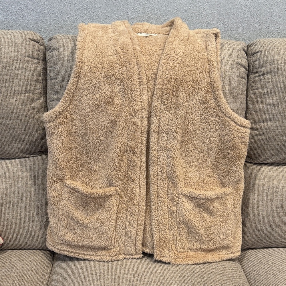 Lucky Brand Beige Fleece Vest - Picture 2 of 6